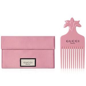 Gucci Beauty Pink Comb with Pouch